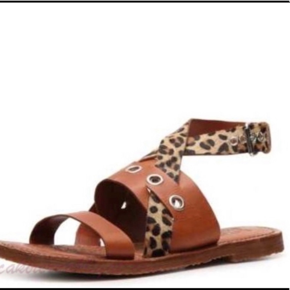 Bull Boxer women’s Brown leopard ankle strap sandal, size 10